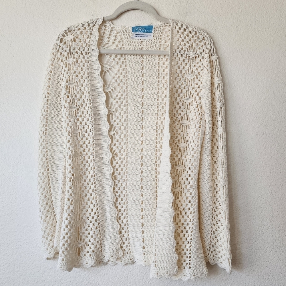 Vintage 1970s LeRoy Knitwear Cream Crochet Open Cardigan